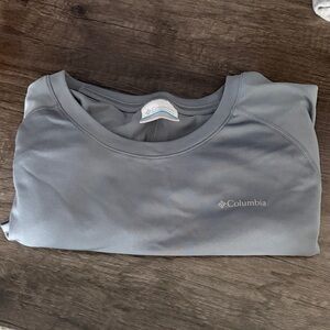 Columbia Light Gray Crewneck Sweatshirt